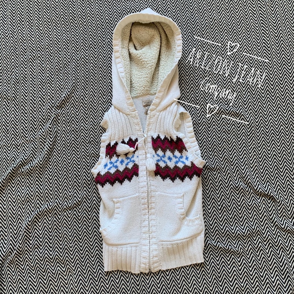 Arizona Jean Knitted Hooded Vest